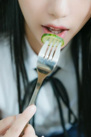草莓国产在线观看免费_4K免费观看超清