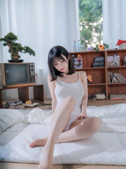 高h视频在线观看浴缸_1080P高清免费观看