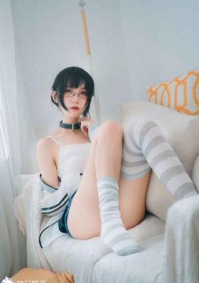 国产精品白丝jk被疯狂输出_BD英语电视剧在线观看