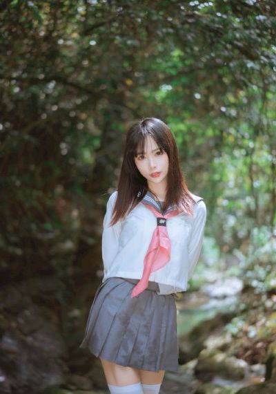 免费播放男人添女人下边黑人_BD免费播放