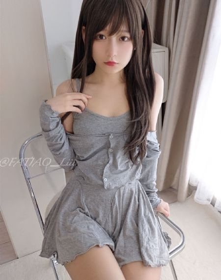 五月婷婷老师_高清免费高清观看