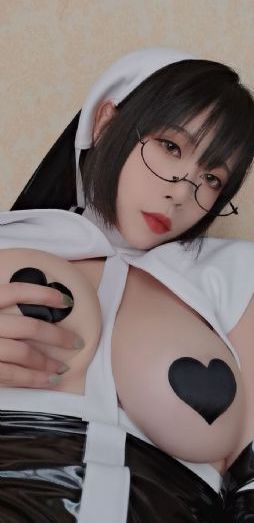 国产一区二区精品久久岳_无删减在线播放